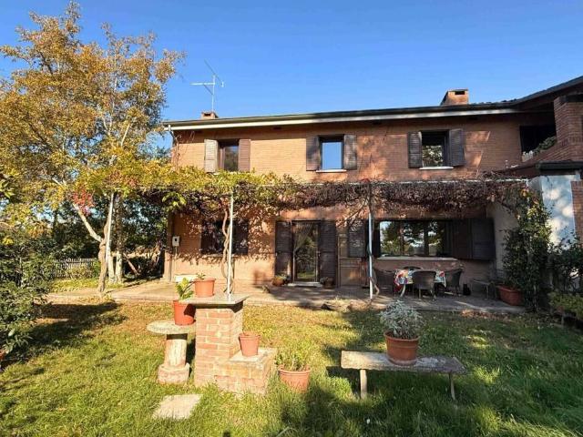 Villa Indipendente in vendita a Gruaro, Veneto