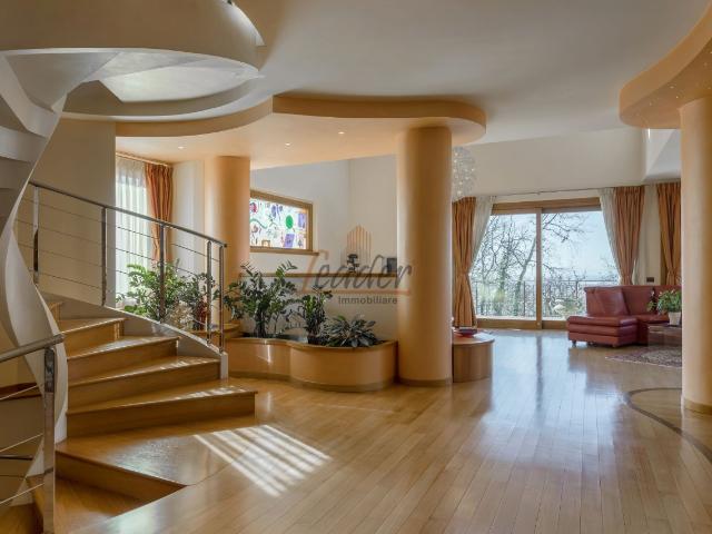 Villa Indipendente in vendita a Grumello Del Monte, Lombardia