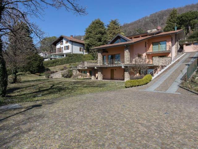 Villa Indipendente in vendita a Grumello Del Monte, Lombardia