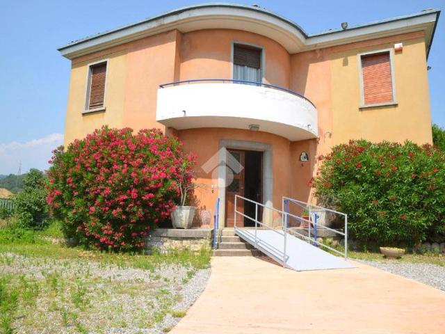 Villa Indipendente in vendita a Grumello Del Monte, Lombardia