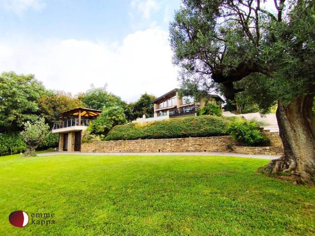 Villa Indipendente in vendita a Grumello Del Monte, Lombardia