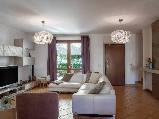Villa Indipendente in vendita a San Terenziano, Gualdo Cattaneo