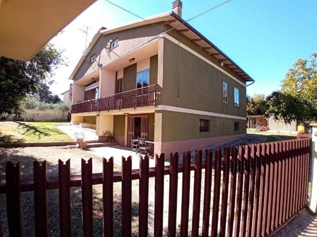 Villa Indipendente in vendita a Grutti, Gualdo Cattaneo