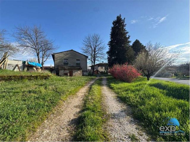 Villa Indipendente in vendita a Gualdo Cattaneo, Umbria
