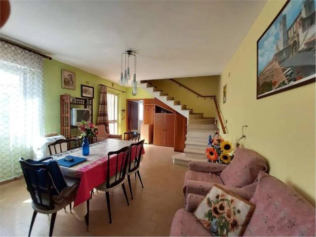 Villa Indipendente in vendita a Marche, Macerata