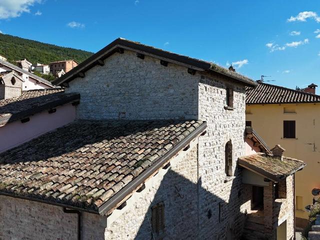 Villa Indipendente in vendita a Gualdo Tadino, Umbria