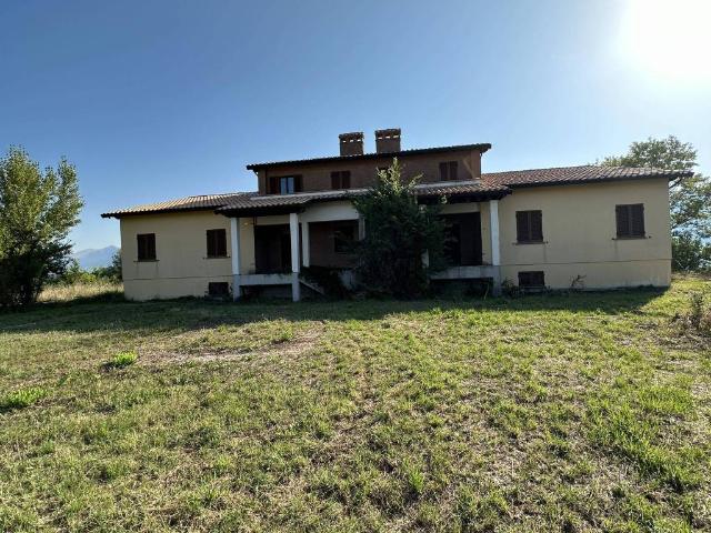 Villa Indipendente in vendita a Nocera Umbra, Umbria