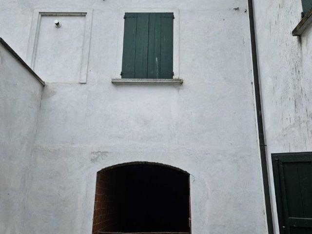 Villa Indipendente in vendita a Bassa Reggiana, Re