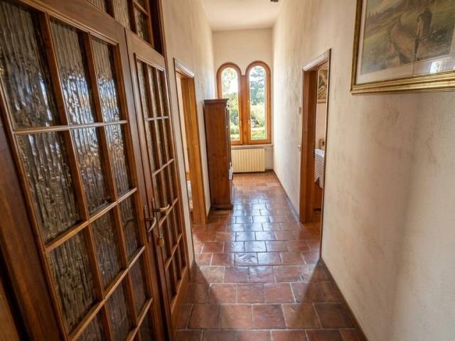 Villa Indipendente in vendita a Gualtieri, Reggio nell'Emilia