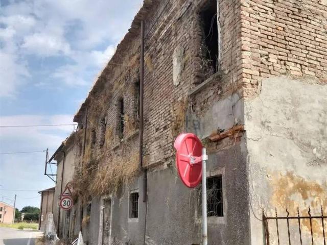 Villa Indipendente in vendita a Bassa Reggiana, Re