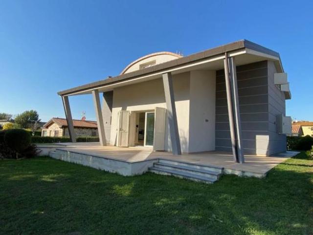 Villa Indipendente in vendita a Capannori, Toscana