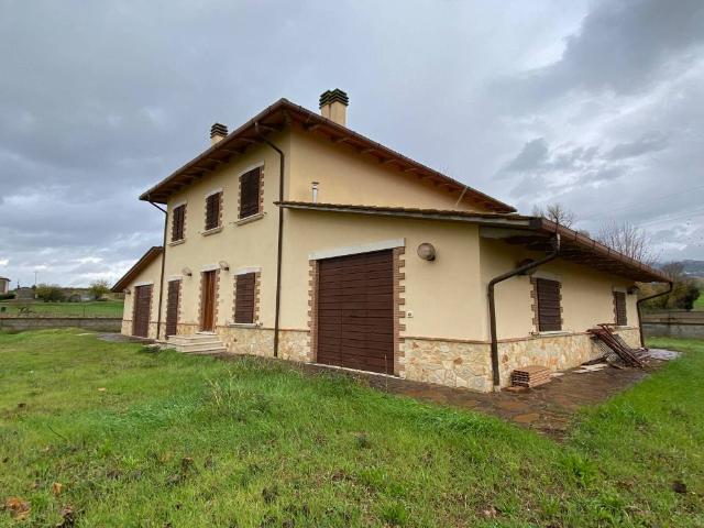 Villa Indipendente in vendita a Montecchio, Umbria