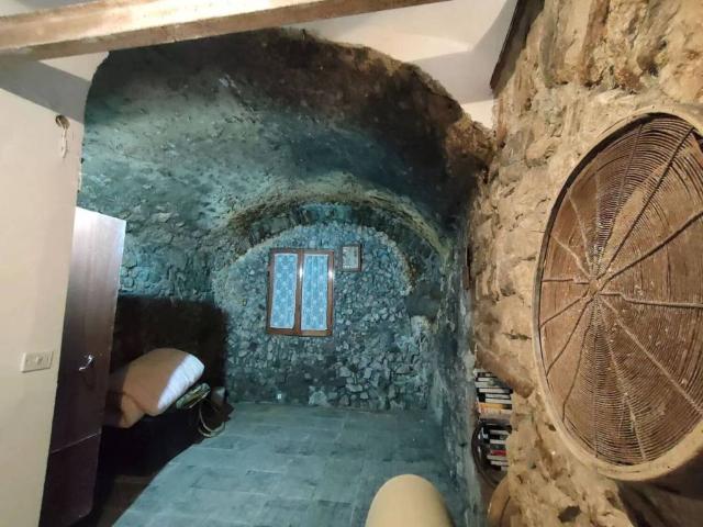 Villa Indipendente in vendita a Guardia Sanframondi, Campania