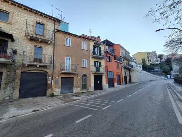 Villa Indipendente in vendita a Guardiagrele, Abruzzo