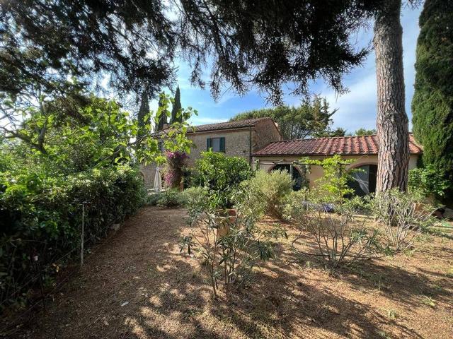 Villa Indipendente in vendita a Guardistallo, Toscana