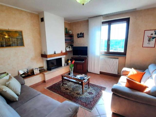 Villa Indipendente in vendita a Castelrotto, Guarene
