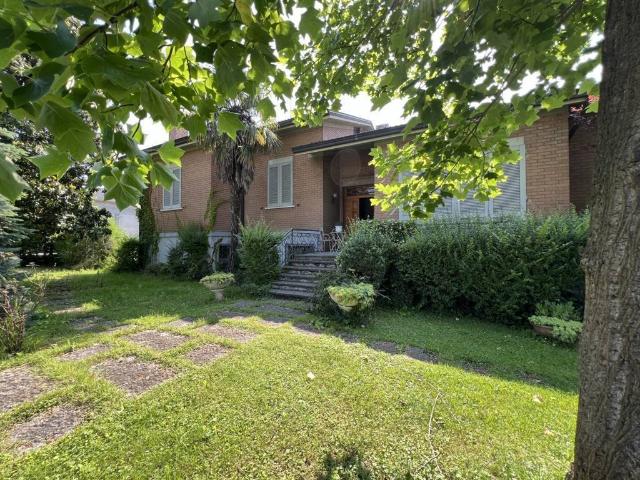 Villa Indipendente in vendita a Bassa Reggiana, Re