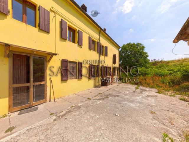 Villa Indipendente in vendita a Bassa Reggiana, Re