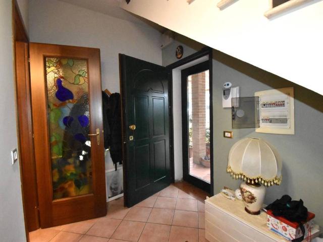 Villa Indipendente in vendita a Bassa Reggiana, Re