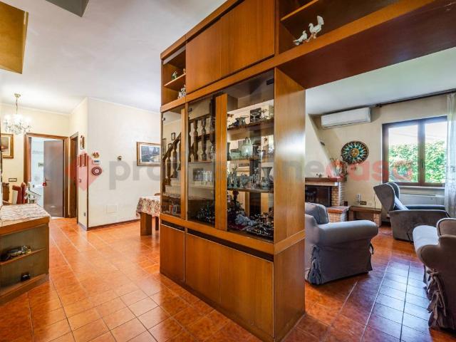 Villa Indipendente in vendita a Unione dei Comuni I Fontanili, Gudo Visconti