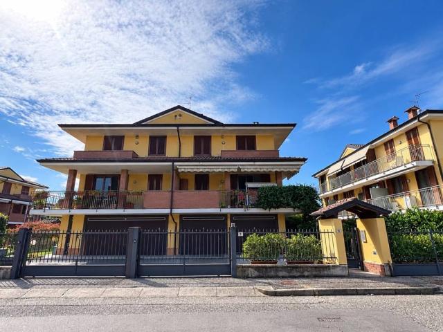 Villa Indipendente in vendita a Gudo Visconti, Milano