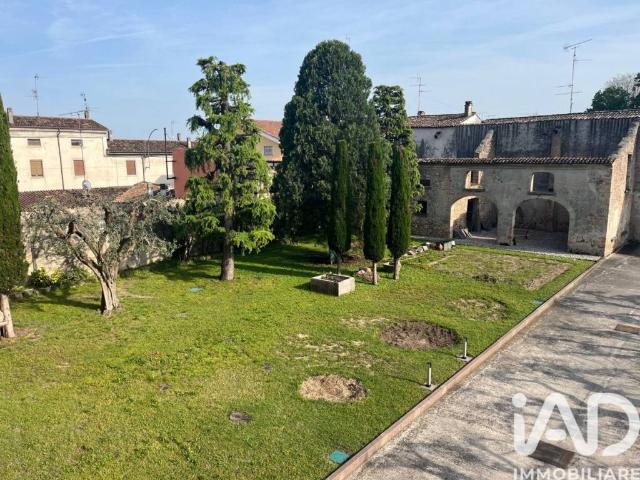 Villa Indipendente in vendita a Guidizzolo