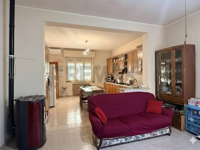 Villa Indipendente in vendita a Guidizzolo, Lombardia