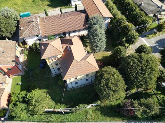 Villa Indipendente in vendita a Guidizzolo, Lombardia