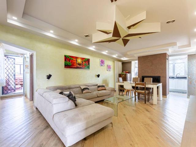 Villa Indipendente in vendita a Guidonia Montecelio, Roma Capitale