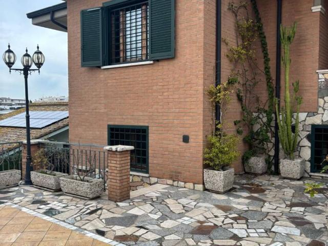 Villa Indipendente in vendita a Guidonia Montecelio, Roma Capitale