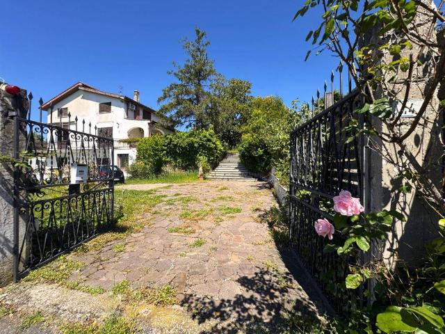 Villa Indipendente in vendita a Guidonia Montecelio, Roma Capitale