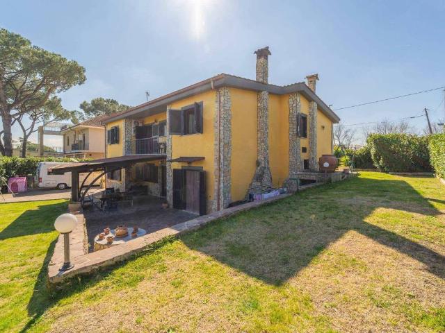 Villa Indipendente in vendita a Guidonia Montecelio, Roma Capitale
