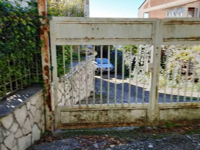 Villa Indipendente in vendita a Guidonia Montecelio, Roma Capitale