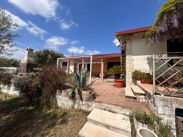 Villa Indipendente in vendita a Guidonia Montecelio, Roma Capitale