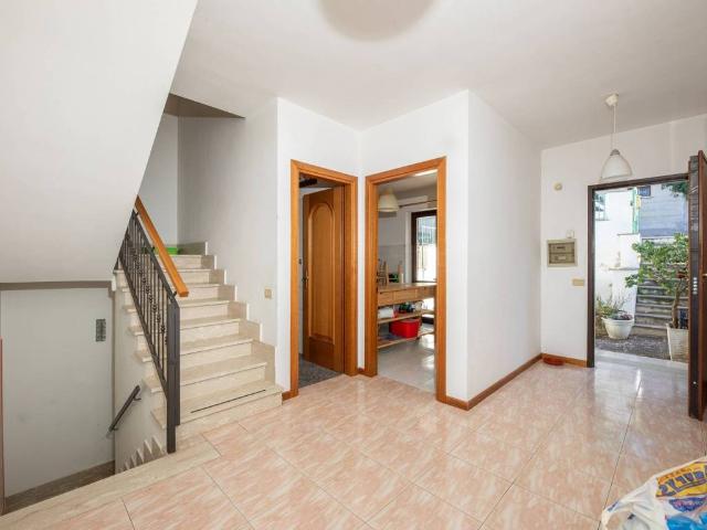 Villa Indipendente in vendita a Guidonia Montecelio, Roma Capitale