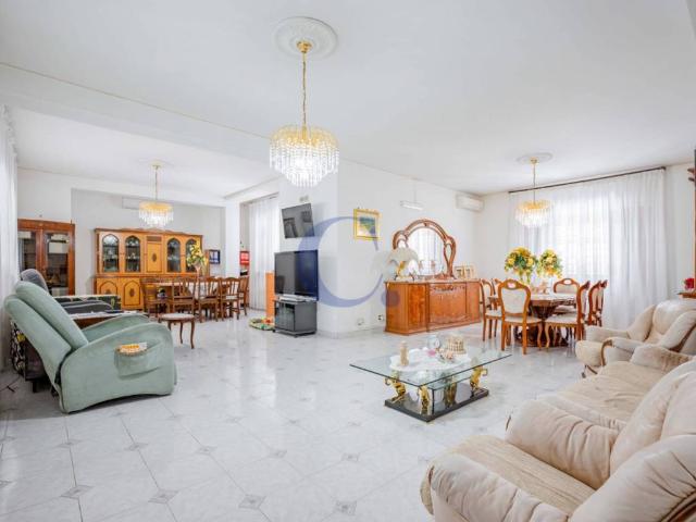 Villa Indipendente in vendita a Guidonia Montecelio, Roma Capitale