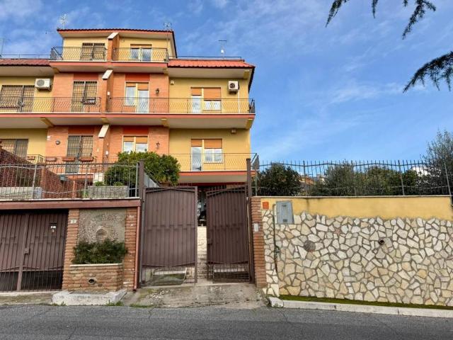 Villa Indipendente in vendita a Guidonia Montecelio, Roma Capitale