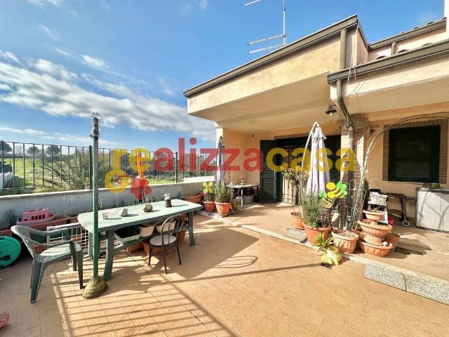 Villa Indipendente in vendita a Guidonia Montecelio, Roma Capitale