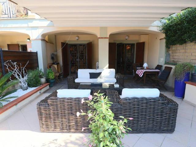 Villa Indipendente in vendita a Guidonia Montecelio, Roma Capitale