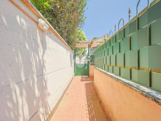 Villa Indipendente in vendita a Guidonia Montecelio, Roma Capitale