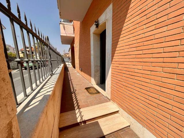 Villa Indipendente in vendita a Guidonia Montecelio, Roma Capitale