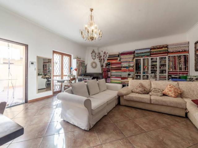 Villa Indipendente in vendita a Colleverde, Roma Capitale