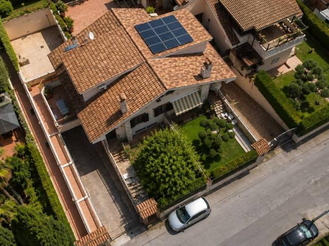 Villa Indipendente in vendita a Guidonia Montecelio, Roma Capitale