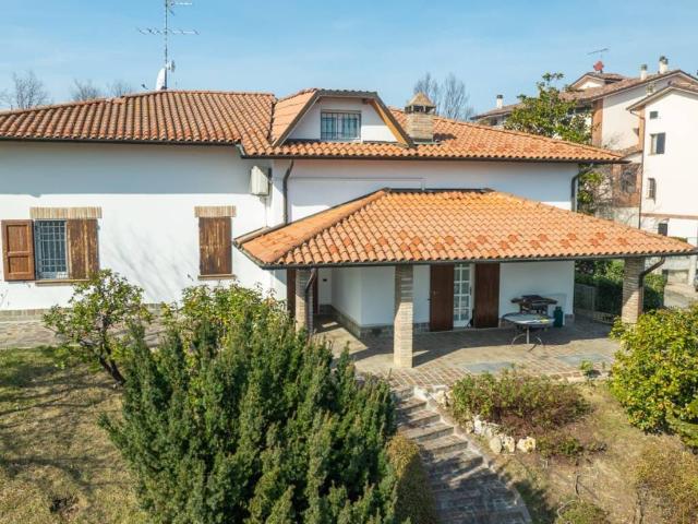 Villa Indipendente in vendita a Unione di comuni Terre di Castelli, Guiglia