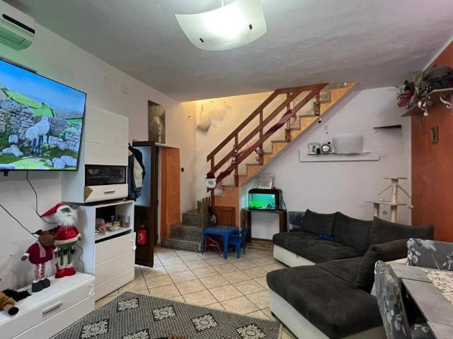 Villa Indipendente in vendita a Guspini, Sardigna/Sardegna