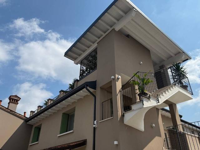 Villa Indipendente in vendita a Sale, Gussago