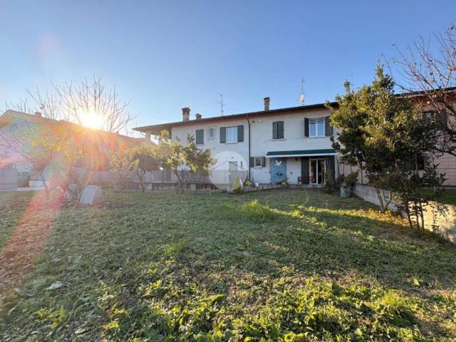 Villa Indipendente in vendita a Sale, Gussago