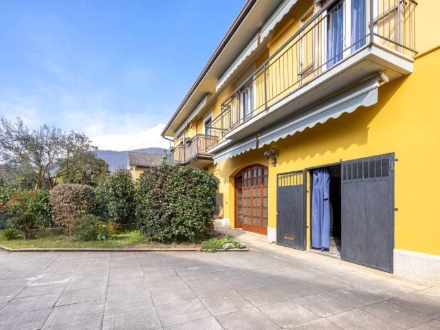 Villa Indipendente in vendita a Sale, Gussago