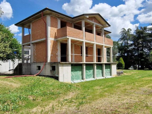 Villa Indipendente in vendita a Nuovo Circondario Imolese, Imola