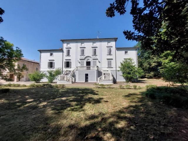 Villa Indipendente in vendita a Nuovo Circondario Imolese, Imola